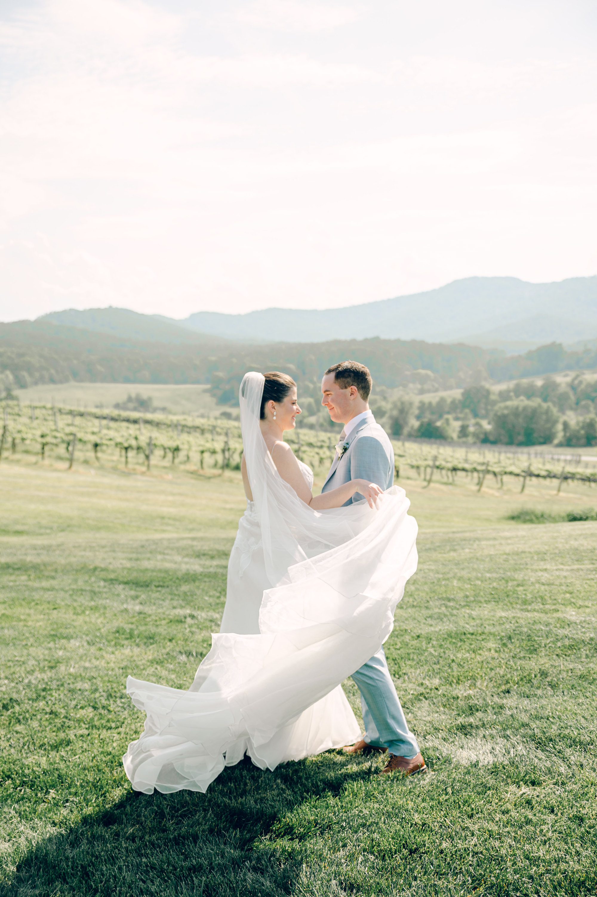 pippinhillvineyardcharlottesvillevirginiaweddingphotographersarahhouston-8