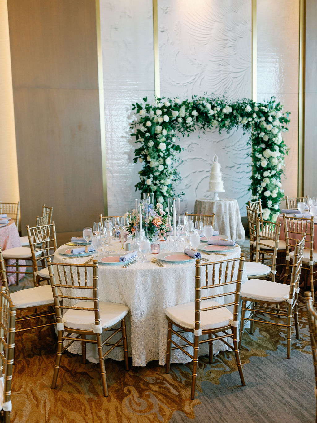 Sneaks-122 Sneaks-122