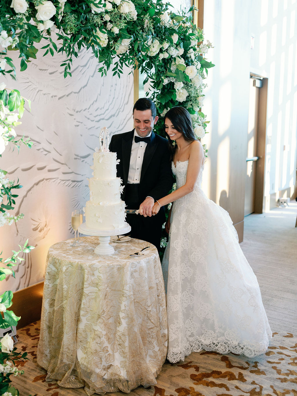 Sneaks-142 Sneaks-142