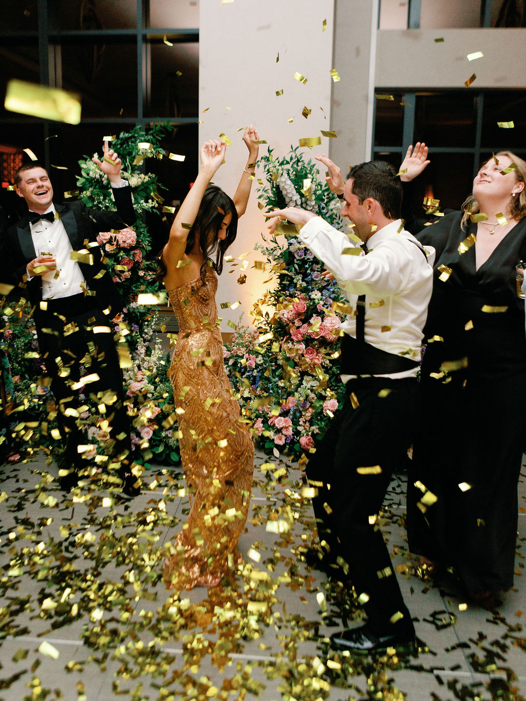 Sneaks-182 Sneaks-182