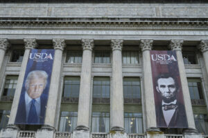 USDA Spent ,400 on Banners to Honor Trump and Lincoln