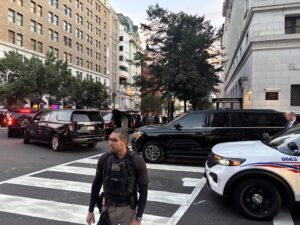 Donald Trump Dines at Joe’s Seafood Next to the White House